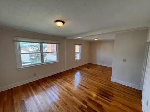 45 Slater St, Fall River, MA 02720 photo 5