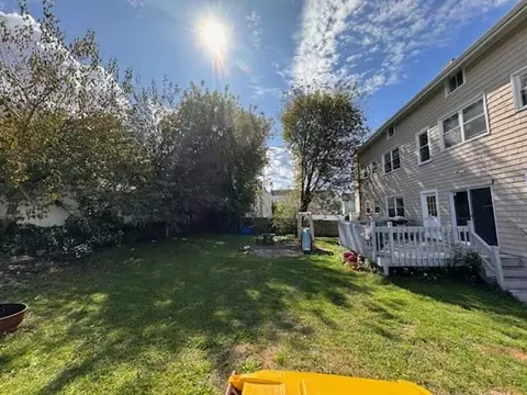 45 Slater St, Fall River, MA 02720 photo 3