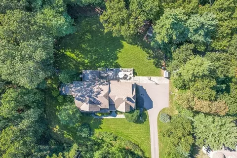 5 Morningside Dr, Dover, MA 02030 photo 2