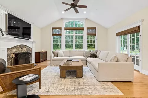 5 Morningside Dr, Dover, MA 02030 photo 8