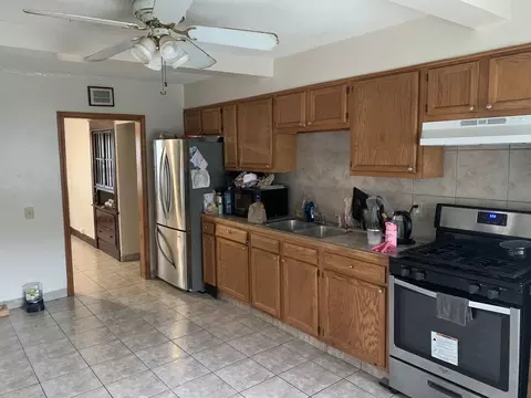 60 E Alvord St, Springfield, MA 01108 photo 15