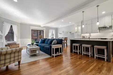 285 Beacon St #3A, Boston, MA 02116
