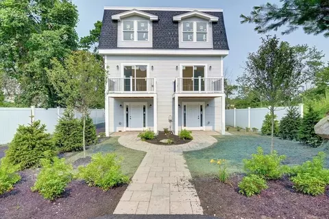 44 Prospect Hill St #A, Quincy, MA 02169