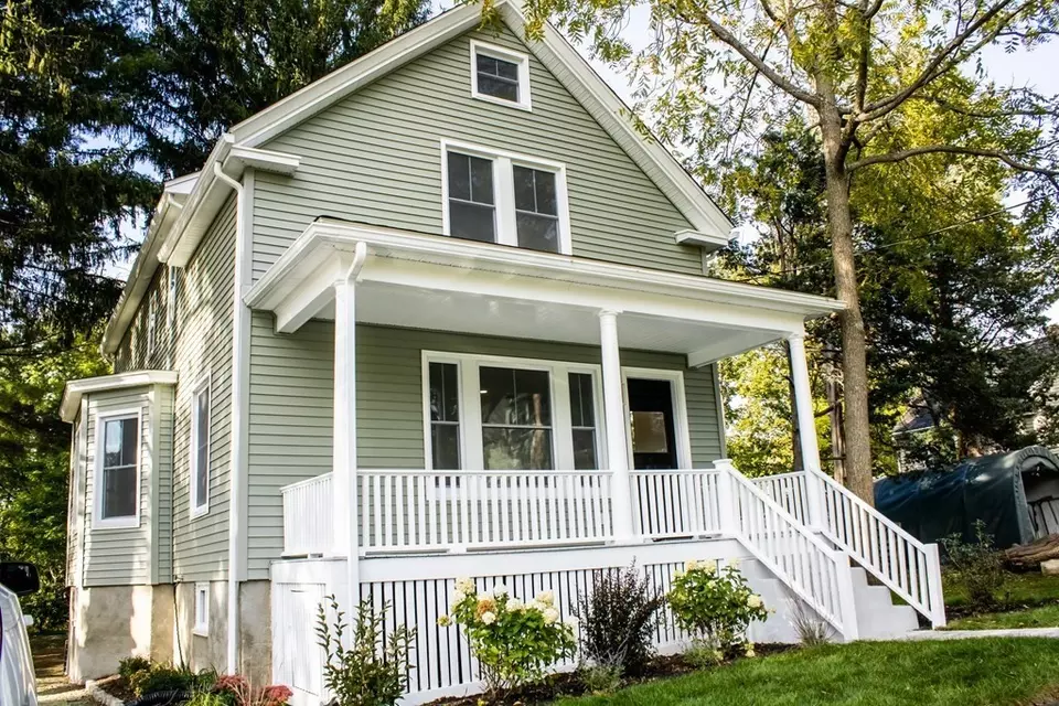  11 Riverview Ave, Danvers, MA 01923 photo 1