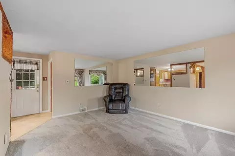 14 Seconset St, Worcester, MA 01602 photo 14