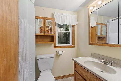 14 Seconset St, Worcester, MA 01602 photo 33