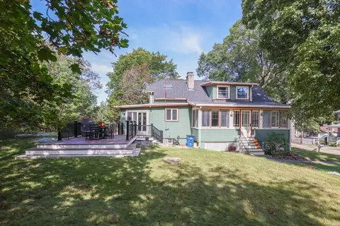 4 Sidney St, Wakefield, MA 01880 photo 2