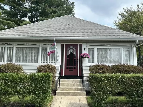 64 Bouve Ave, Brockton, MA 02301