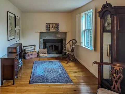 10 Prince Pl, Danvers, MA 01923 photo 4