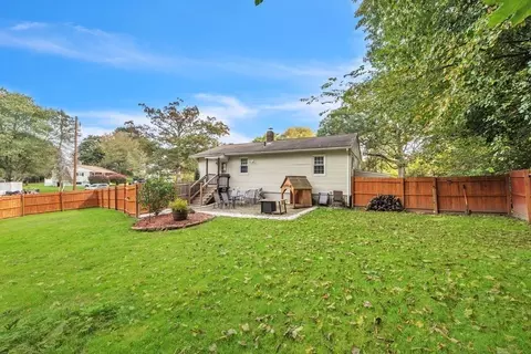 5 Oak Tree Ln, Webster, MA 01570 photo 39
