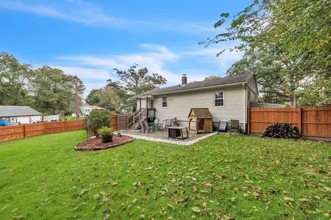 5 Oak Tree Ln, Webster, MA 01570 photo 5