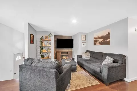 5 Oak Tree Ln, Webster, MA 01570 photo 20