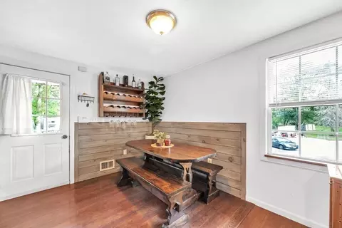 5 Oak Tree Ln, Webster, MA 01570 photo 7