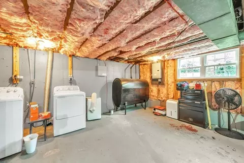 5 Oak Tree Ln, Webster, MA 01570 photo 35