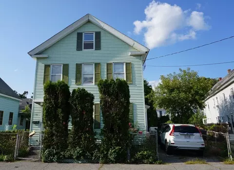 57 S Highland St, Lowell, MA 01852