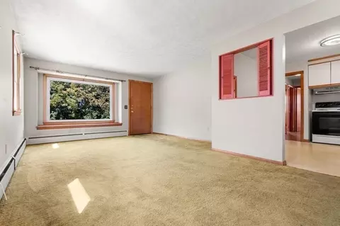 9 Butler St, Worcester, MA 01607 photo 6