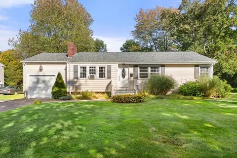 6 Legion Ave, Medway, MA 02053