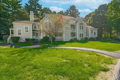 600 County St #401, Taunton, MA 02780