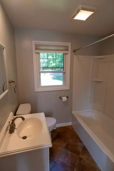 41 White Birch Dr, Springfield, MA 01119 photo 17
