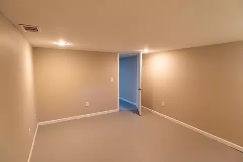 41 White Birch Dr, Springfield, MA 01119 photo 26