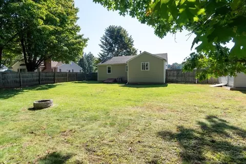 41 White Birch Dr, Springfield, MA 01119 photo 5
