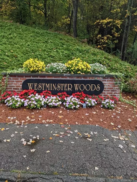 44 Olde Colonial Dr #4, Gardner, MA 01440