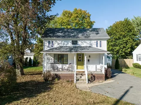 80 Meadow Rd, Longmeadow, MA 01106