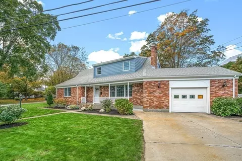 27 South Gtwy, Winchester, MA 01890