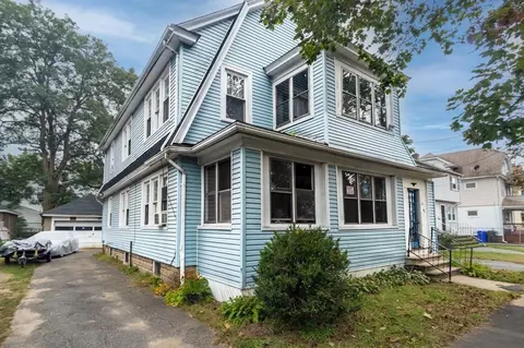 61-63 Mansfield St, Springfield, MA 01108