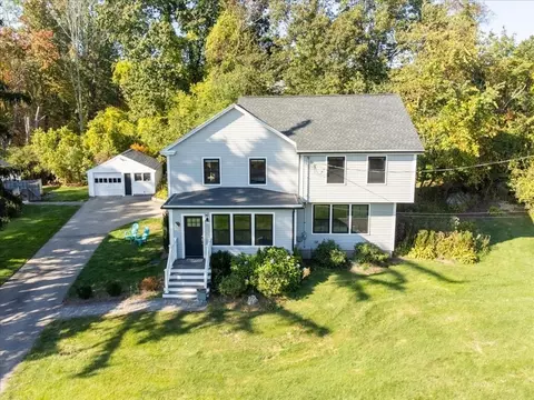 36 Fisher Rd, Southborough, MA 01772