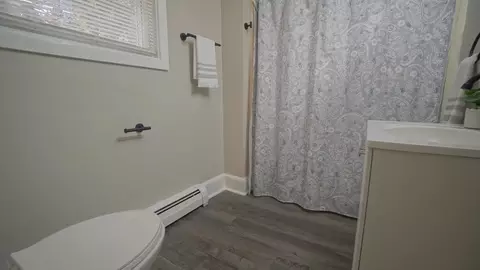 224 School St, Chicopee, MA 01013 photo 18