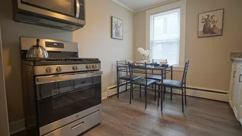 224 School St, Chicopee, MA 01013 photo 14