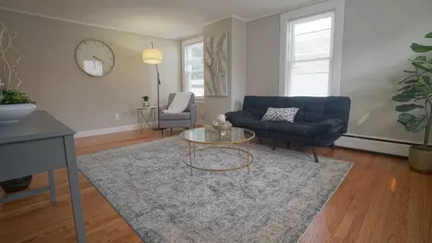 224 School St, Chicopee, MA 01013 photo 4