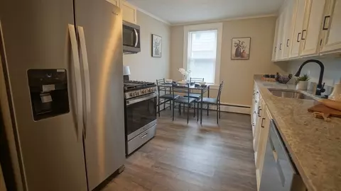 224 School St, Chicopee, MA 01013 photo 13