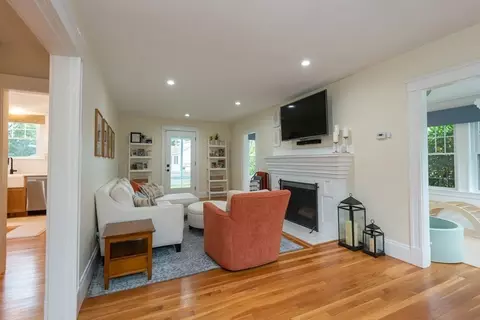 23 Trask St, Danvers, MA 01923 photo 14