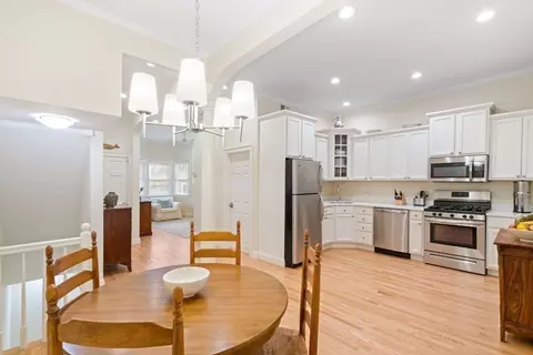 173 H St #1, Boston, MA 02127