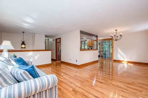 47 Clisby Ave, Dedham, MA 02026 photo 9