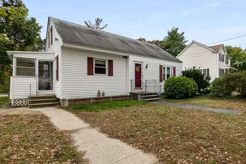 4 Canobieola, Methuen, MA 01844