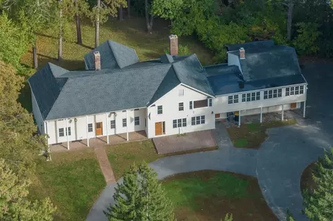 180 Singletary Ln, Framingham, MA 01702