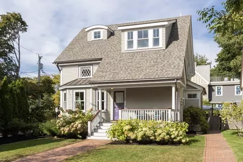 18 Meredith Ave, Newton, MA 02461