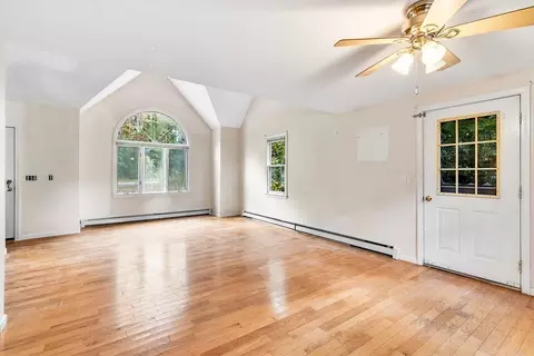 134 Algonquin Ave, Mashpee, MA 02649 photo 3