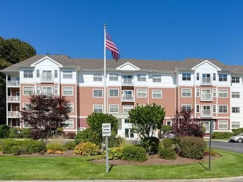 250 Main #206, Hudson, MA 01749