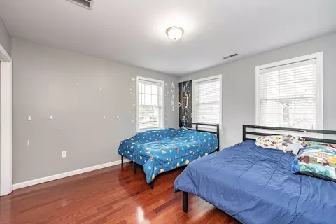 16 Hickox St, Springfield, MA 01104 photo 15