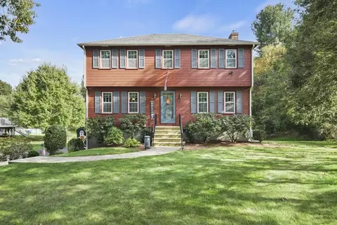 6 Nicole Dr, Millbury, MA 01527