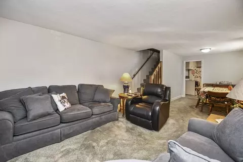 57 Davidson Rd, Framingham, MA 01701 photo 4