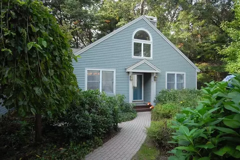 6 Winterberry Path #6, Acton, MA 01720 photo 2