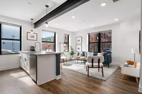 273 Border St #1A, Boston, MA 02128