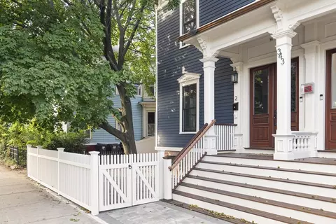 343 Broadway #2, Cambridge, MA 02139