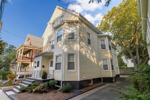 17-19 Waldo St #17, Somerville, MA 02143