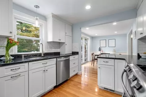 119 Sylvan Rd, Needham, MA 02492 photo 9